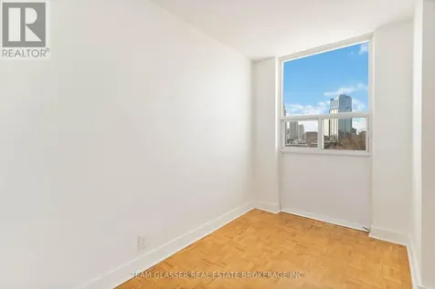 396 Queens Avenue London East (east F) ON N6B 1X7