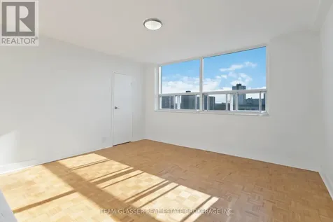 396 Queens Avenue London East (east F) ON N6B 1X7