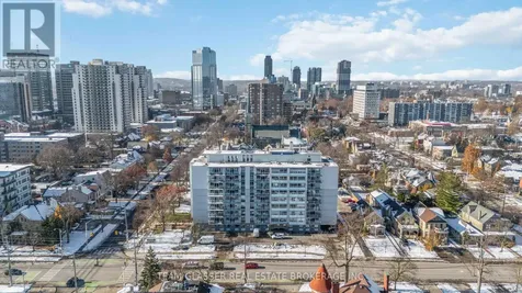396 Queens Avenue London East (east F) ON N6B 1X7