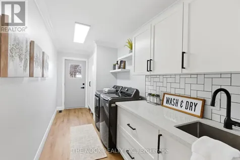 15 Hillside Drive Clarington ON L0B 1J0