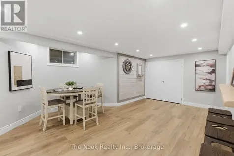 15 Hillside Drive Clarington ON L0B 1J0