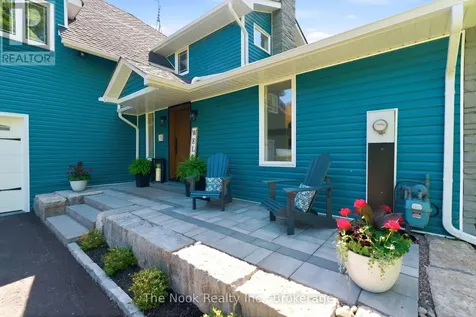 15 Hillside Drive Clarington ON L0B 1J0