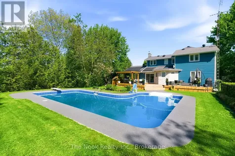 15 Hillside Drive Clarington ON L0B 1J0