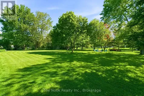 15 Hillside Drive Clarington ON L0B 1J0