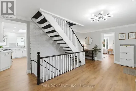 15 Hillside Drive Clarington ON L0B 1J0