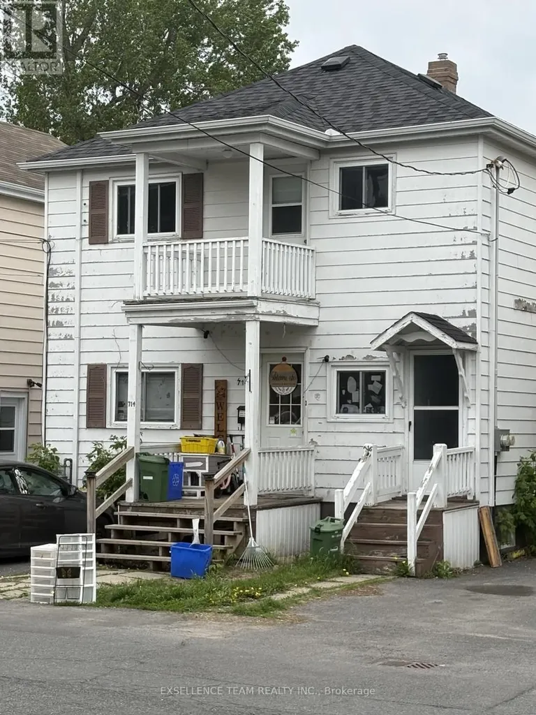 714-716 Gloucester Street Cornwall ON K6H 3X8