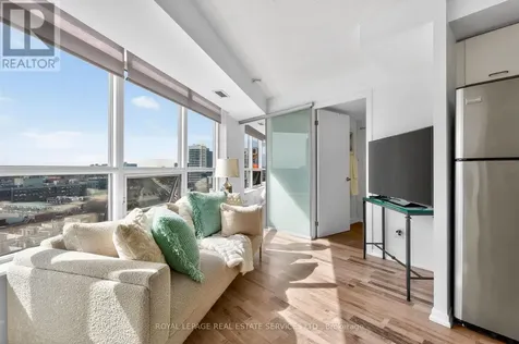 38 Joe Shuster Way Toronto (south Parkdale) ON M6K 0A5
