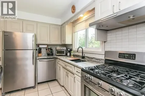 78 Inwood Crescent Kitchener ON N2M 2M1