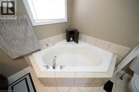 17 Driftwood Drive Simcoe ON N3Y 0A3