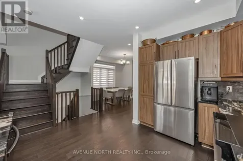 323 Lysander Place Ottawa ON K1K 3X8