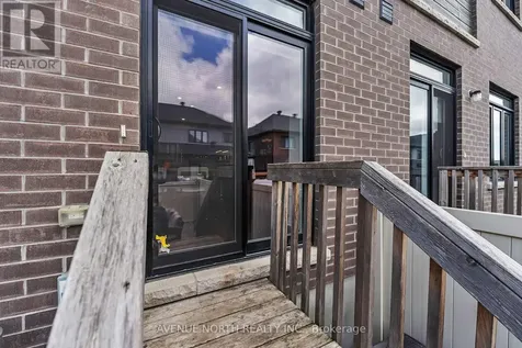 323 Lysander Place Ottawa ON K1K 3X8