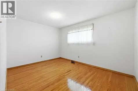 61 Bellingham Drive Hamilton ON L8V 3R3