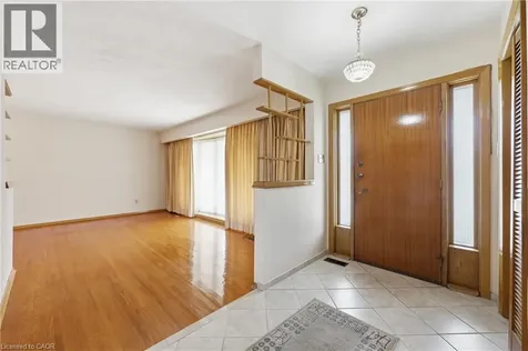 61 Bellingham Drive Hamilton ON L8V 3R3