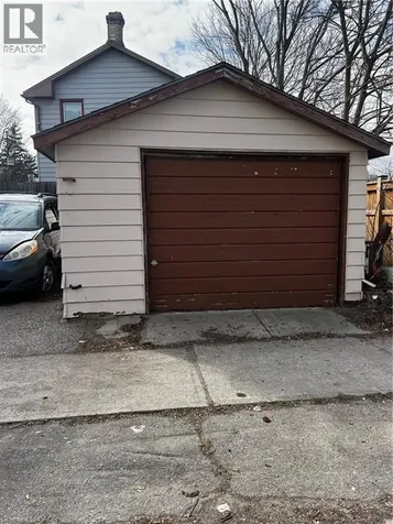 103 West Street Brantford ON N3T 3E9