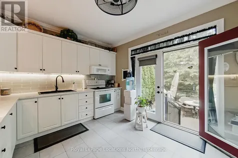 23 Covington Blue Crescent Wasaga Beach ON L9Z 0E4