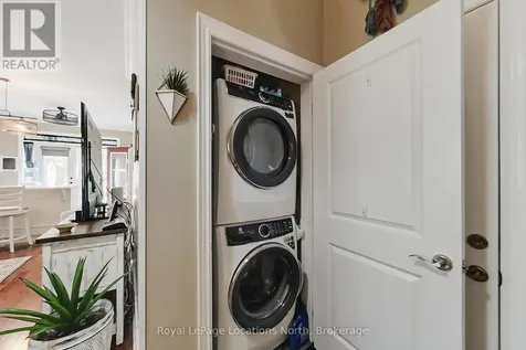 23 Covington Blue Crescent Wasaga Beach ON L9Z 0E4
