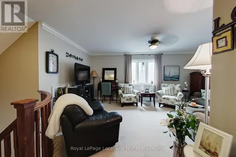 23 Covington Blue Crescent Wasaga Beach ON L9Z 0E4