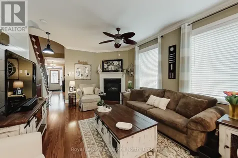 23 Covington Blue Crescent Wasaga Beach ON L9Z 0E4