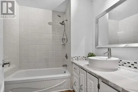 2 Birdstone Avenue Ottawa ON K2S 0S2