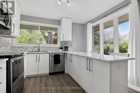2 Birdstone Avenue Ottawa ON K2S 0S2