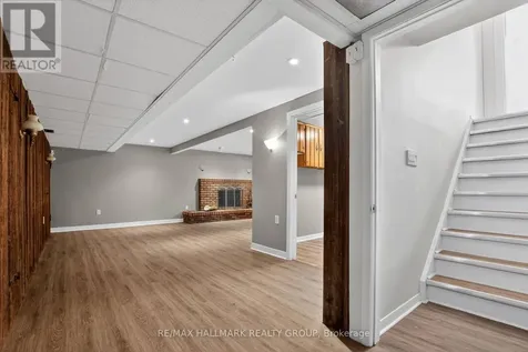 2 Birdstone Avenue Ottawa ON K2S 0S2