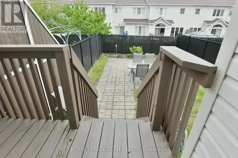 415 Galatina Way Ottawa ON K2K 0E7