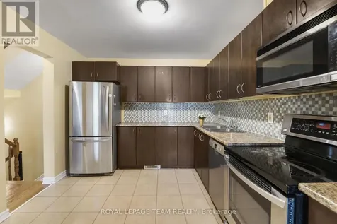 415 Galatina Way Ottawa ON K2K 0E7