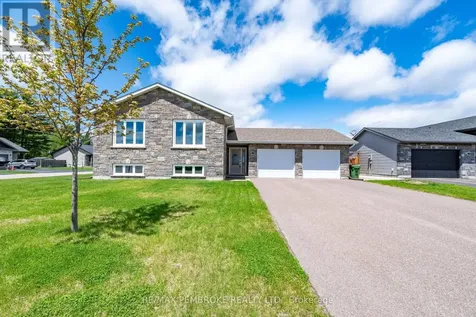 3 Nile Street Petawawa ON K8H 0E8