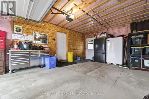3 Nile Street Petawawa ON K8H 0E8