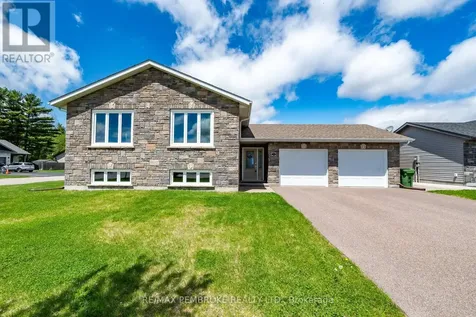 3 Nile Street Petawawa ON K8H 0E8
