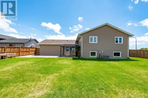 3 Nile Street Petawawa ON K8H 0E8