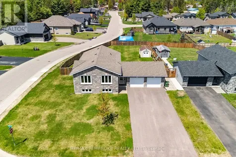 3 Nile Street Petawawa ON K8H 0E8