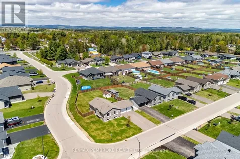 3 Nile Street Petawawa ON K8H 0E8
