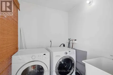 250 Macdonald Avenue Belleville (belleville Ward) ON K8N 3Y9