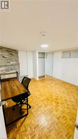 32 Southdale Avenue Kitchener ON N2M 3V5