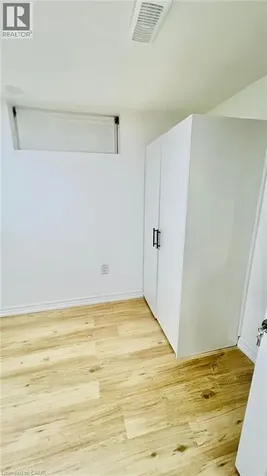 32 Southdale Avenue Kitchener ON N2M 3V5