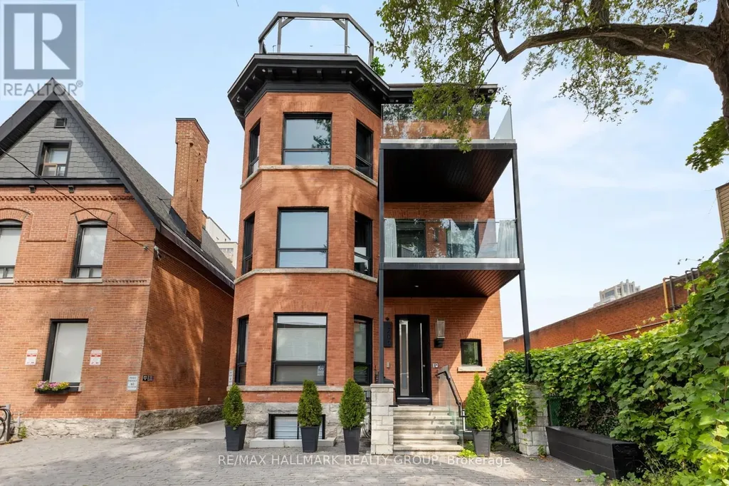 201 Maclaren Street Ottawa ON K2P 0L4