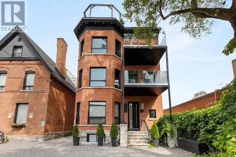 201 Maclaren Street Ottawa ON K2P 0L4