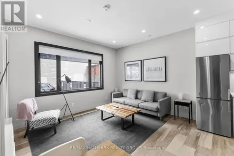 201 Maclaren Street Ottawa ON K2P 0L4