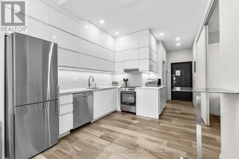 201 Maclaren Street Ottawa ON K2P 0L4