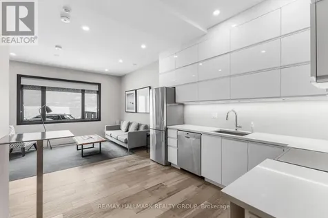 201 Maclaren Street Ottawa ON K2P 0L4