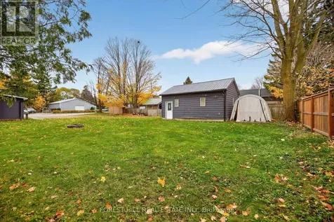 3 Elora Street North Mapleton ON N0B 1A0