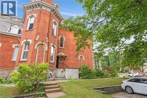 46 Herkimer Street Hamilton ON L8P 2G4