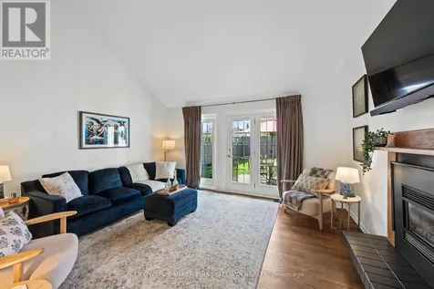 34 Melville Drive Ottawa ON K2J 2E9