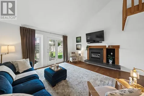 34 Melville Drive Ottawa ON K2J 2E9