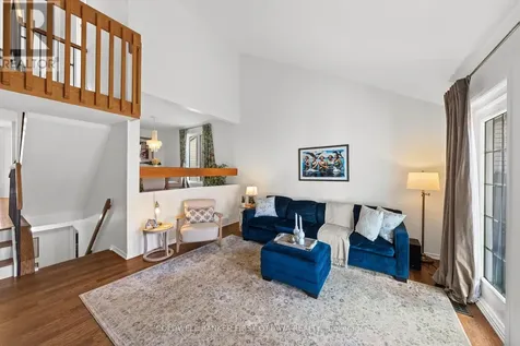 34 Melville Drive Ottawa ON K2J 2E9