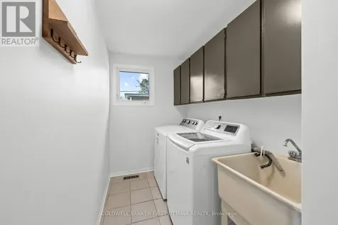 34 Melville Drive Ottawa ON K2J 2E9