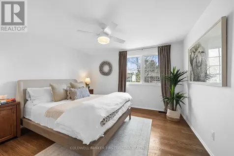34 Melville Drive Ottawa ON K2J 2E9
