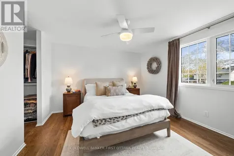 34 Melville Drive Ottawa ON K2J 2E9