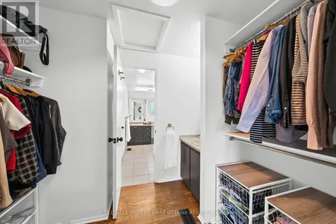 34 Melville Drive Ottawa ON K2J 2E9